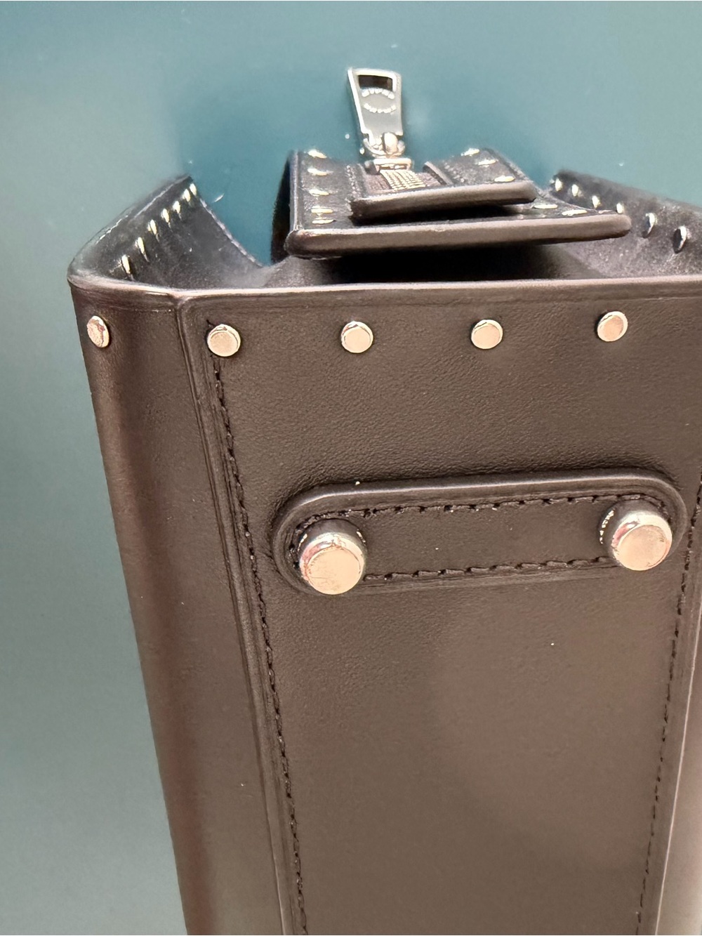 Coach Rogue 26 with Rivets - Picture 11 of 15